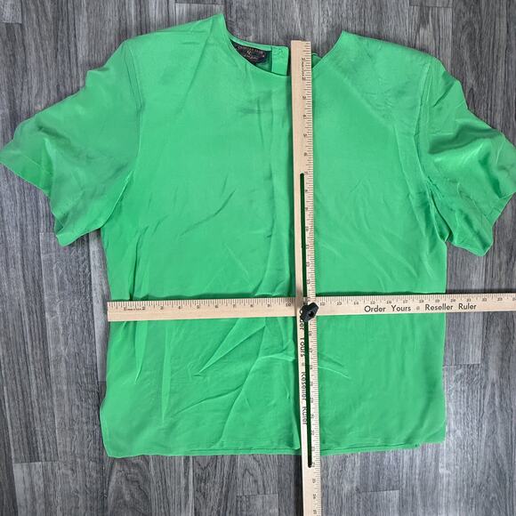 Charter Club 100% Silk Green Short Sleeve Blouse by Jayne Justine Size 10 - Picture 2 of 4